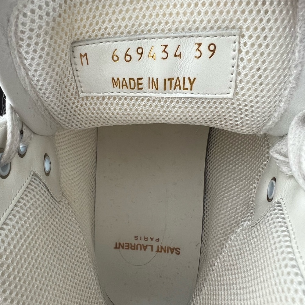 Luxury sneakers Saint Lauren, almost new - Picture 3 of 3